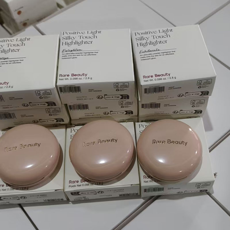 Rare Beauty Powder Highlighter - Rare Beauty Makeup Kit ulasan dan harga